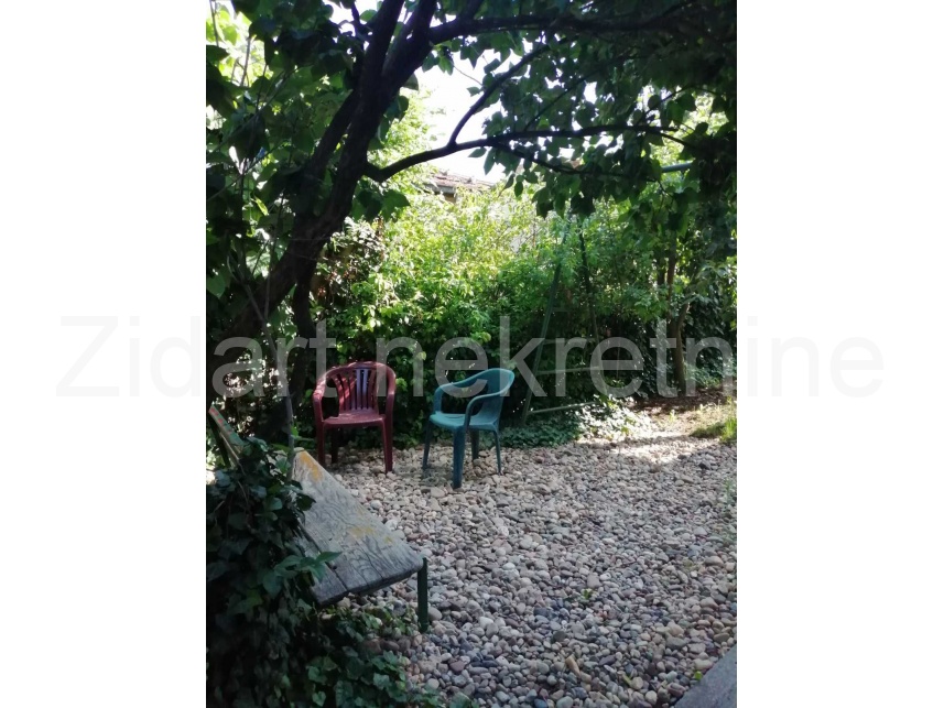 Будинок, 1313 м², 95 000$ — FAKTOR